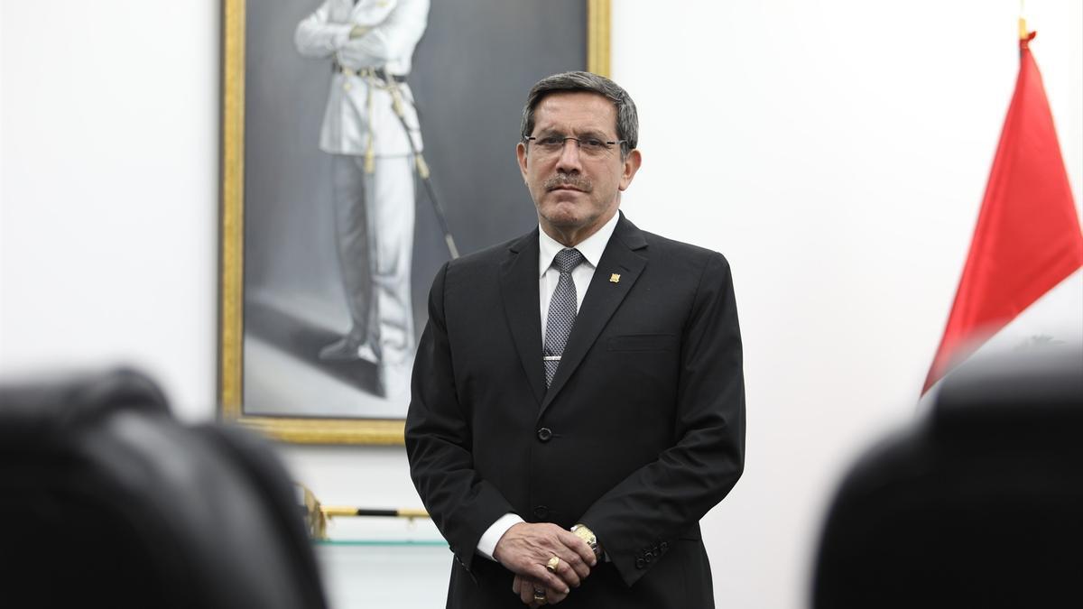 El ministro de Defensa de Perú, Jorge Chávez, en una foto de archivo.