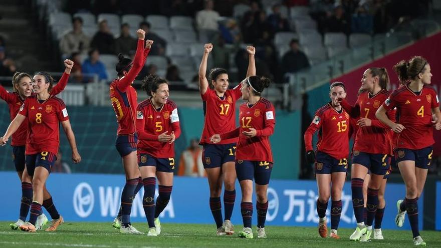 Las jugadoras de la Selección femenina de fútbol de España celebran el gol de Alba Redondo en el partido contra Zambia