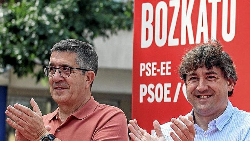 El candidato Patxi López y el líder del PSE, Eneko Andueza.