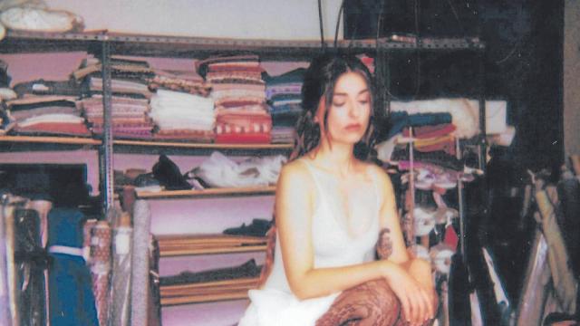 Chica Sobresalto ha pasado del pop electrónico a las guitarras acústicas de la gira ‘Pangea’ en un año.