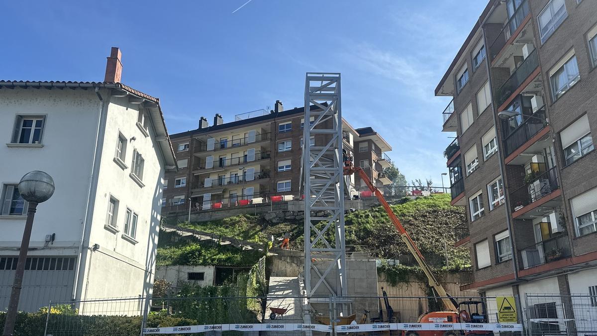Obras del ascensor entre Kale Nagusia y Goikale