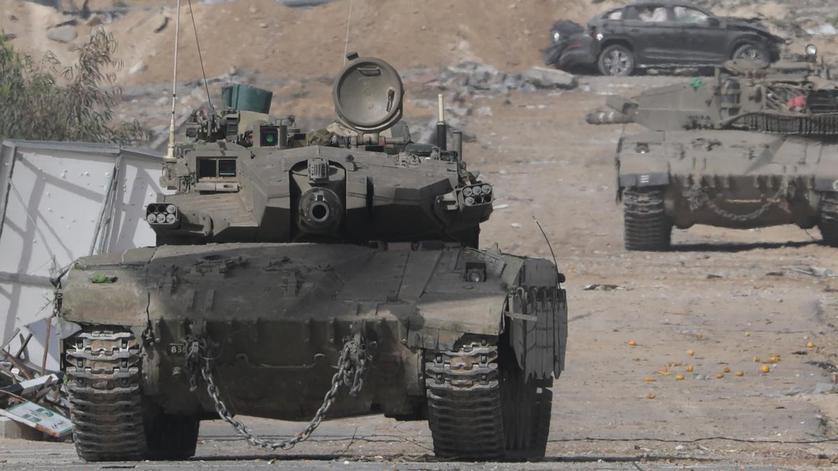 Tanques israelíes en la Franja de Gaza.
