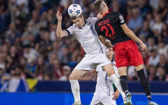 La Real Sociedad brilla con un partidazo en Salzburgo. / LUKAS HUTER / EFE