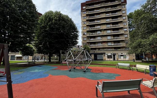 El contrato contempla inspecciones periódicas, limpieza, reparaciones en 18 parques infantiles / Ayuntamiento Durango El contrato contempla inspecciones periódicas, limpieza, reparaciones en 18 parques infantiles