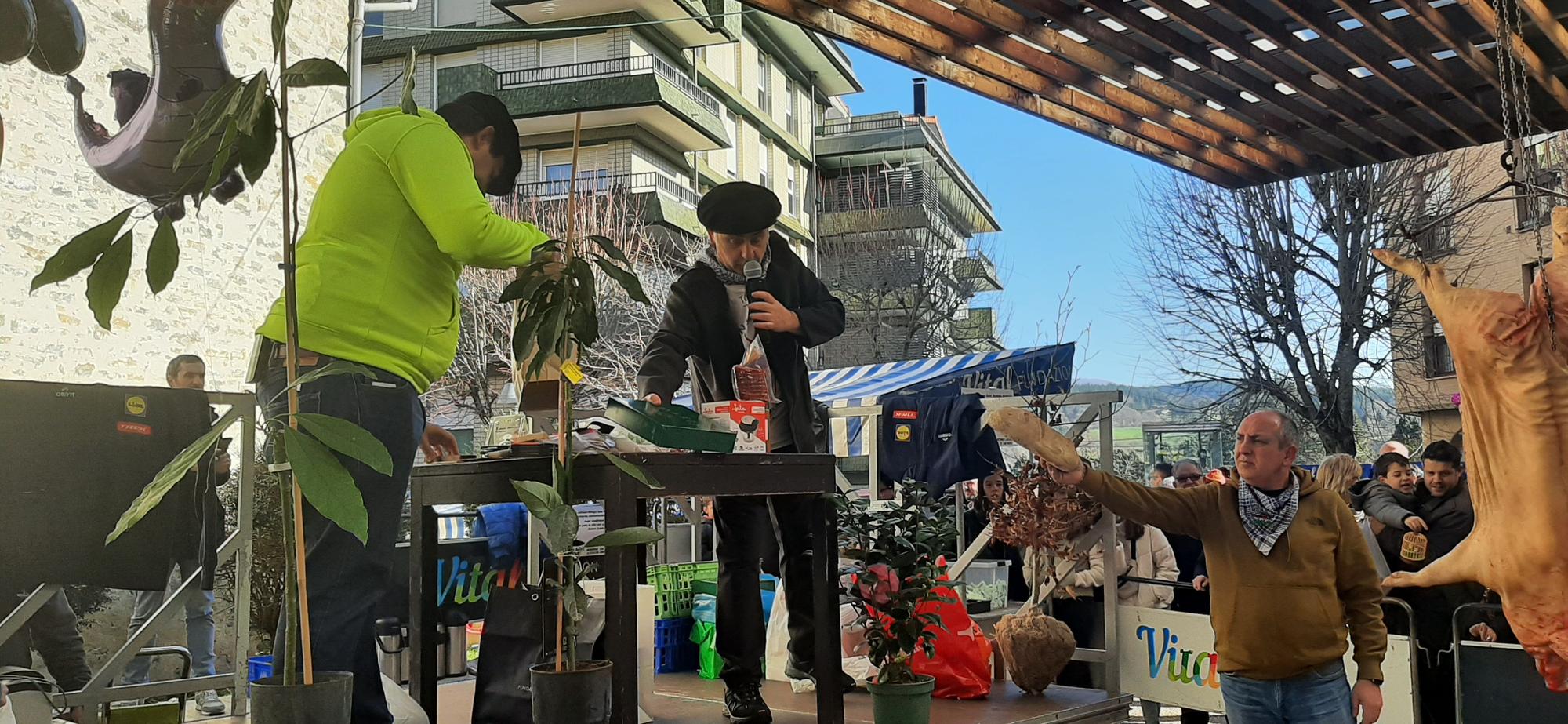 La Asociación de Amigos de San Antón organiza una popular subasta en torno a esta festividad