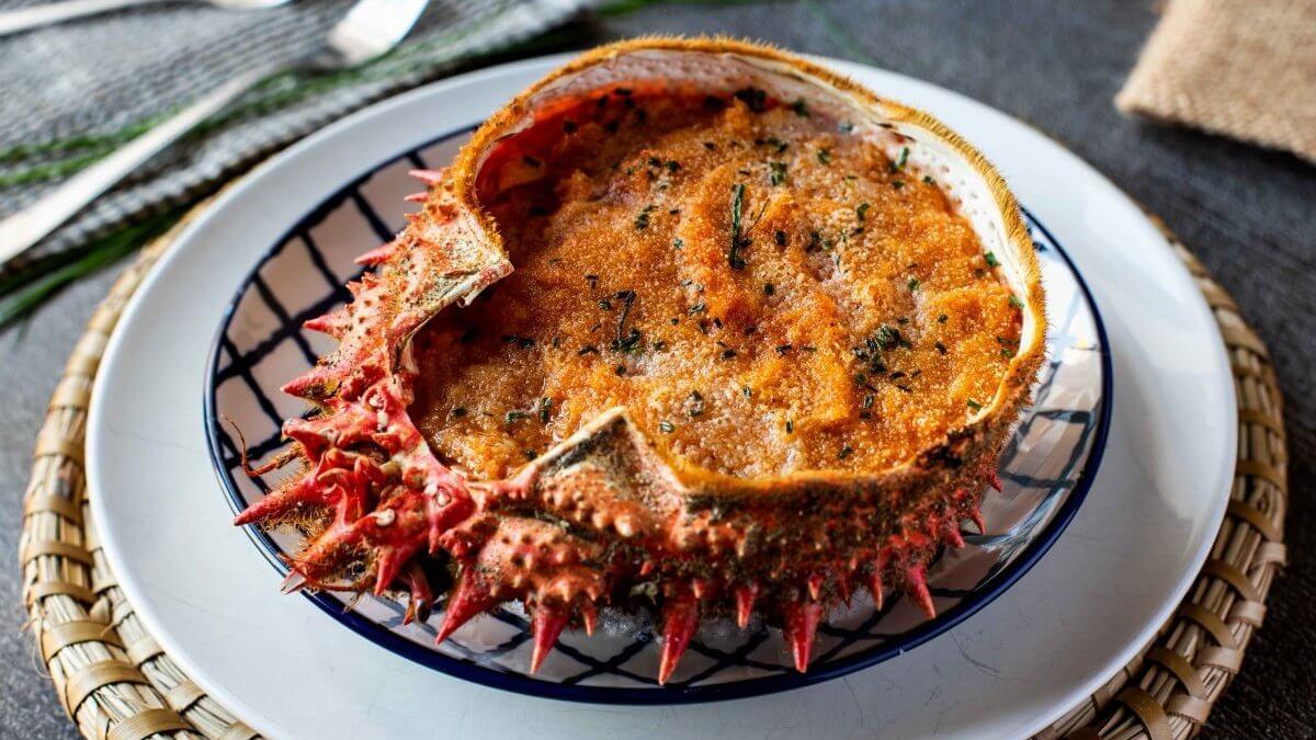 Espectacular plato de Txangurro a la donostiarra
