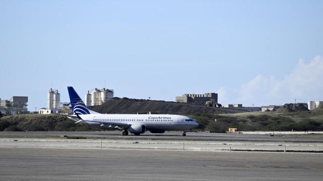 Imagen de archivo de un avión en el aeropuerto de Caracas