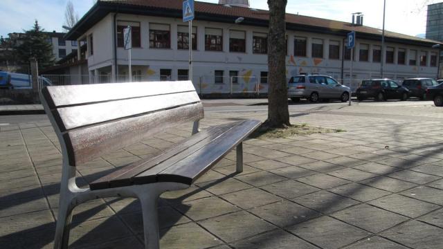 Se han mejorado los bancos de la calle Laubideta