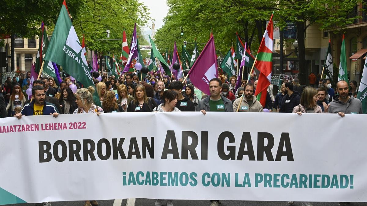 Un momento de una de las manifestaciones desarrolladas el año pasado en Bilbao con motivo de la festividad del Primero de Mayo.