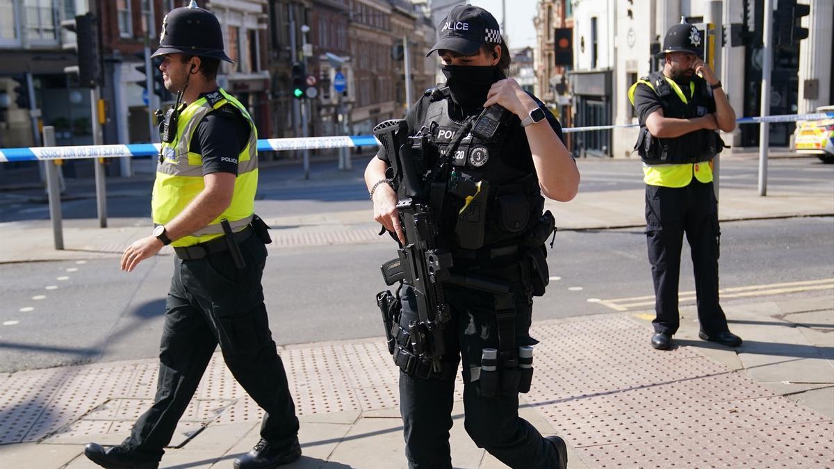 Asesinato de tres personas en la ciudad inglesa de Nottingham.