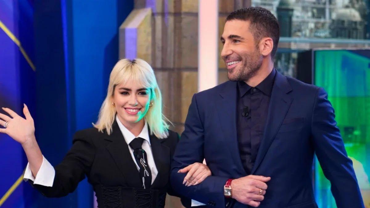 Miguel Ángel Silvestre y Lali Expósito en 'El Hormiguero'.