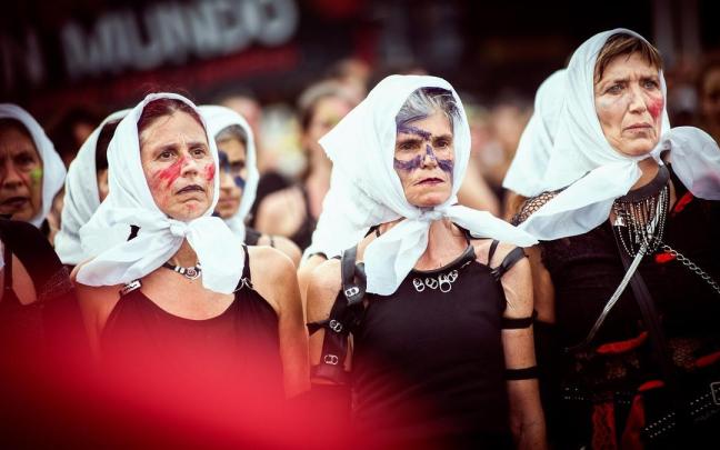 Concentración de Madres de Plaza de Mayo. / EP Concentración de Madres de Plaza de Mayo.