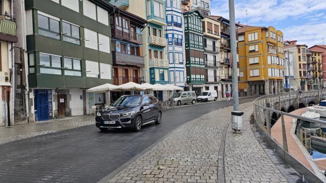 La modificación de la ordenanza regula las zonas peatonales del Casco Histórico y el entorno de Portuzarra.