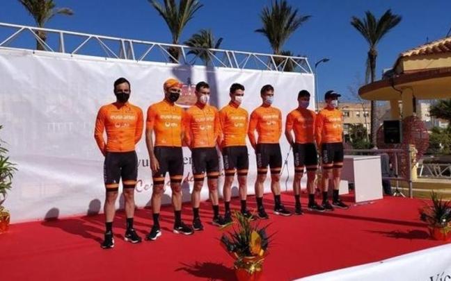 Corredores del Euskaltel-Euskadi.