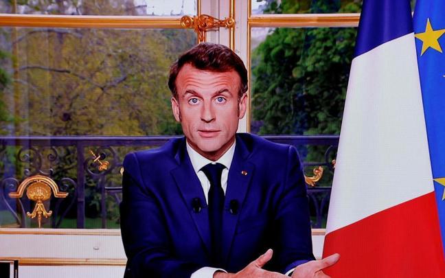 Macron durante su intervención televisada.