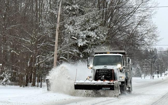 Una fuerte tormenta de nieve y hielo deja más de una decena de muertos en EEUU