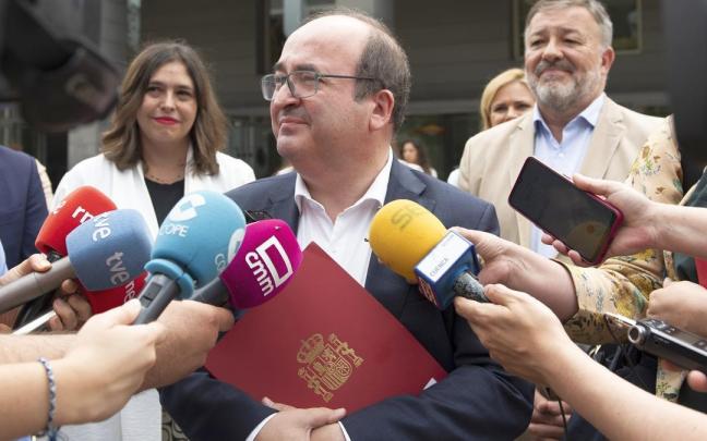 El ministro de Cultura, Miquel Iceta, se sumó a las críticas del mundo de la cultura. El ministro de Cultura, Miquel Iceta, se sumó a las críticas del mundo de la cultura.
