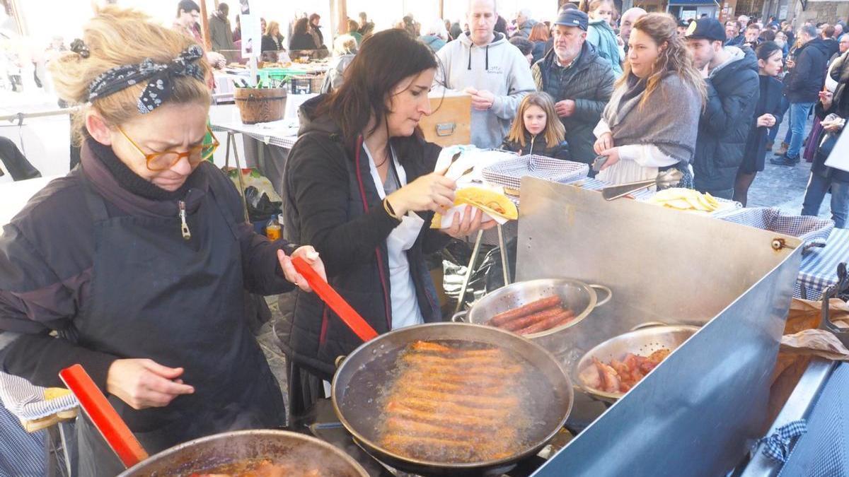 El olor del talo y el chorizo volverán a estar presente en la Goiko Plaza de Mutriku.