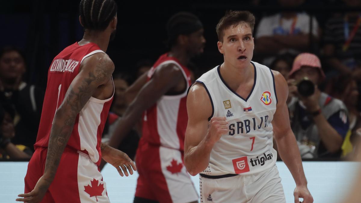 Bogdanovic celebra una canasta ante Canadá.