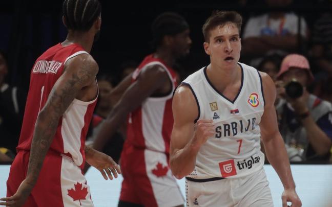 Bogdanovic celebra una canasta ante Canadá. Bogdanovic celebra una canasta ante Canadá.