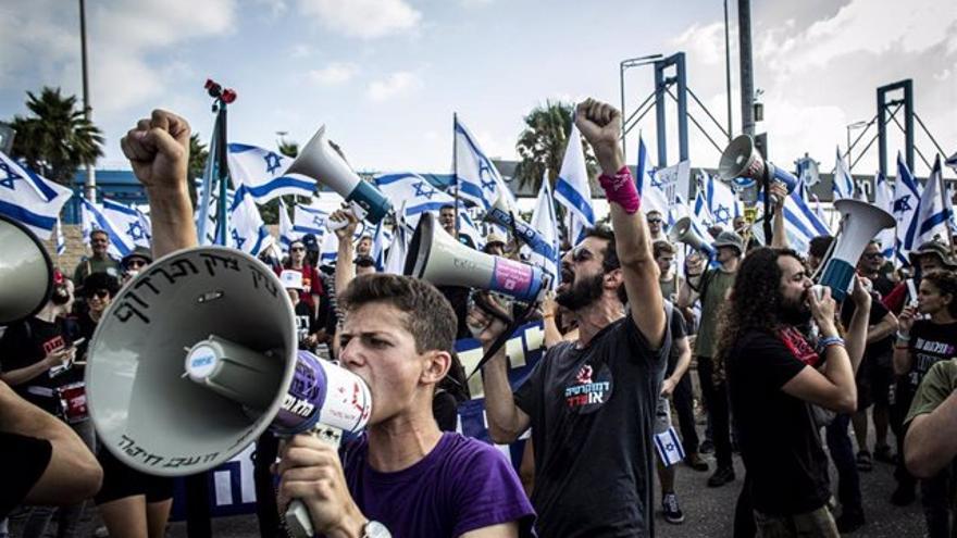 Manifestación contra la reforma judicial en Haifa, Israel