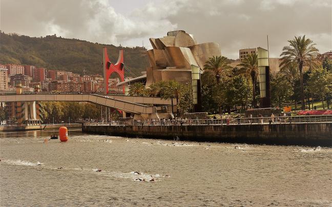 Bilbao Triathlon / Bilbao Triathlon RRSS