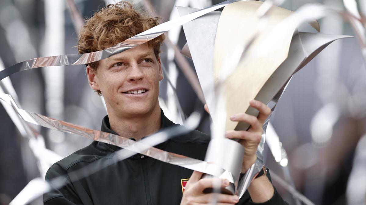El tenista italiano Jannik Sinner, campeón del Mutua Madrid Open.