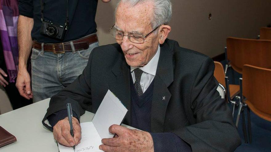 Honorio Ruiz de Arcaute, autor del libro 'Antiguas Palabras Alavesas'