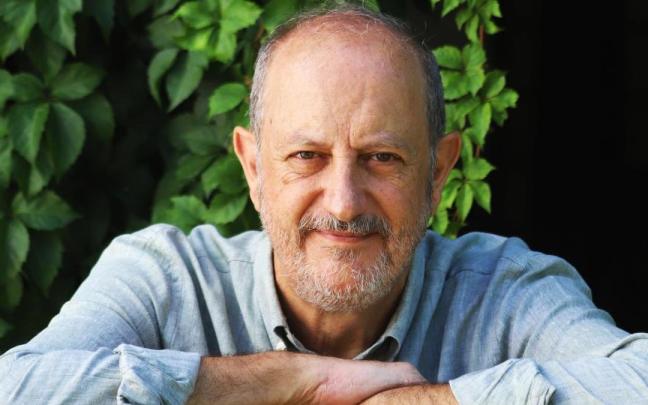 Nicolás Olea ha publicado ‘80 recomendaciones para evitar tóxicos’.