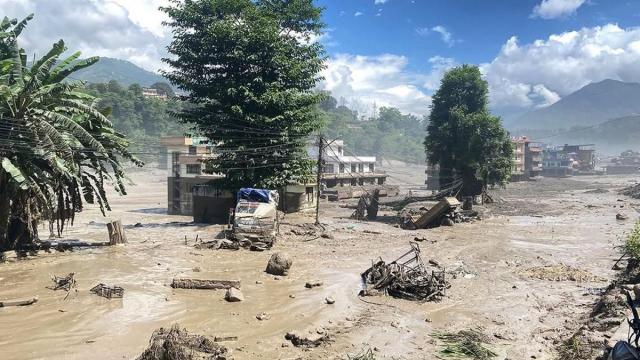 Una riada en Nepal deja importantes daños, fallecidos y desaparecidos