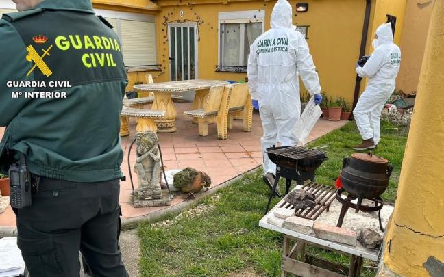 La Guardia Civil en la que fue secuestrada la joven.