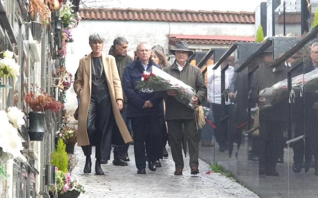 Momento del homenaje a Juan Priede, asesinado por ETA hace 21 años Momento del homenaje a Juan Priede, asesinado por ETA hace 21 años