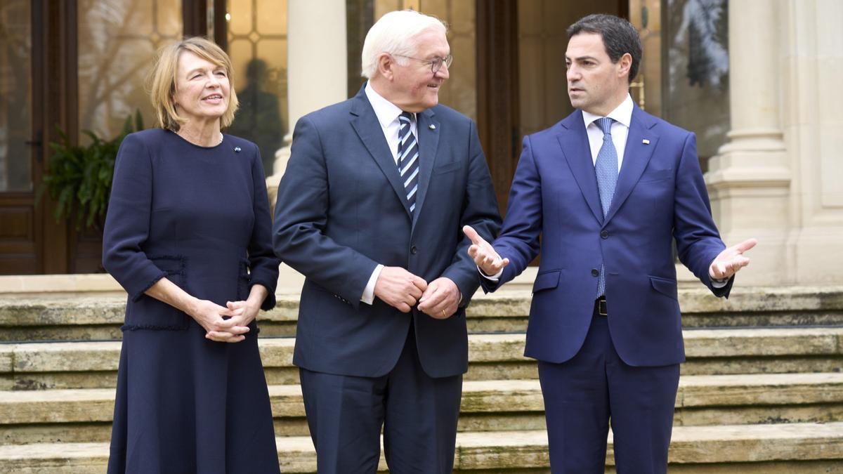 Pradales recibe en Ajuria Enea a Steinmeier.
