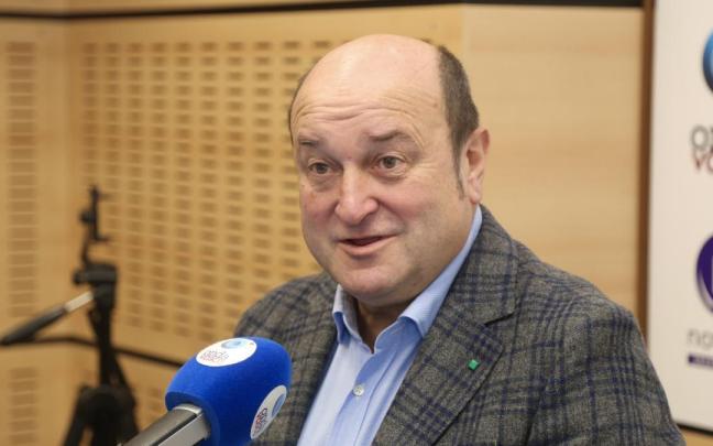 Andoni Ortuzar, durante su entrevista en Onda Vasca.