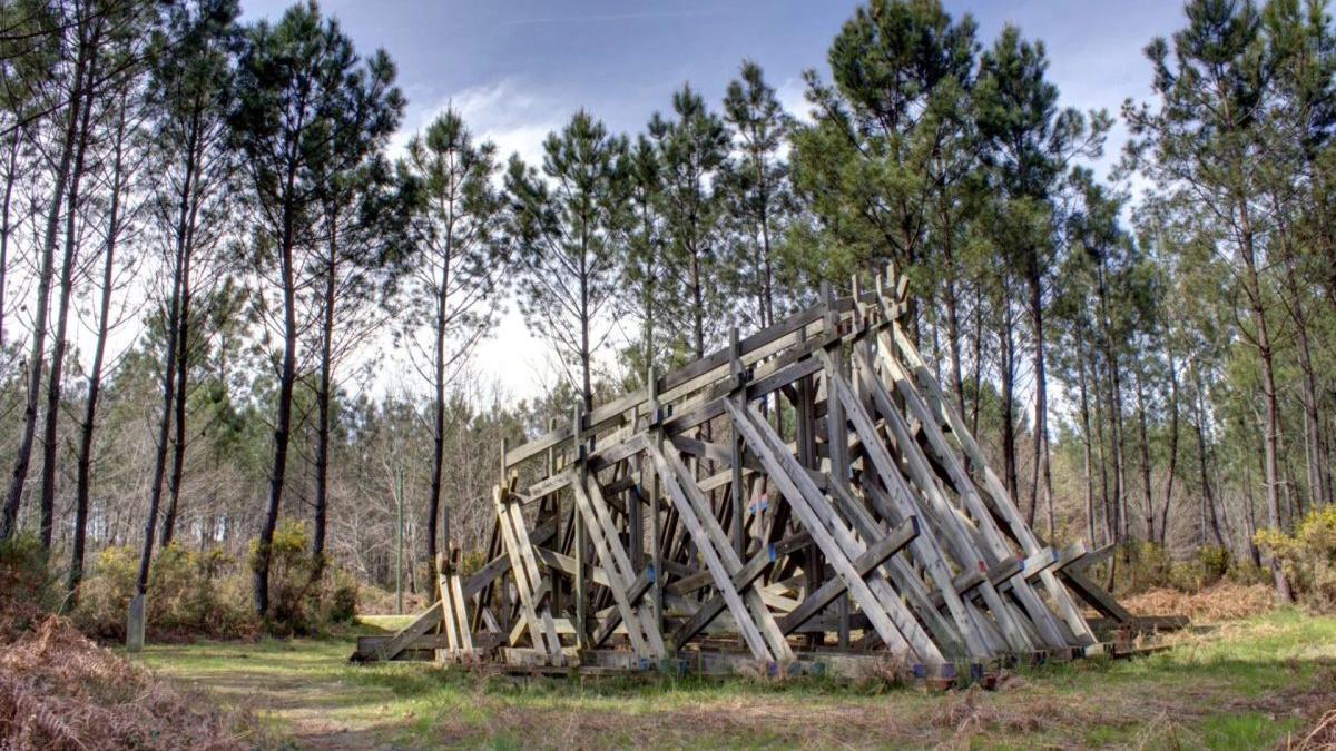 Los bosques landeses han inspirado las obras escultóricas que se pueden visitar en este museo al aire libre.