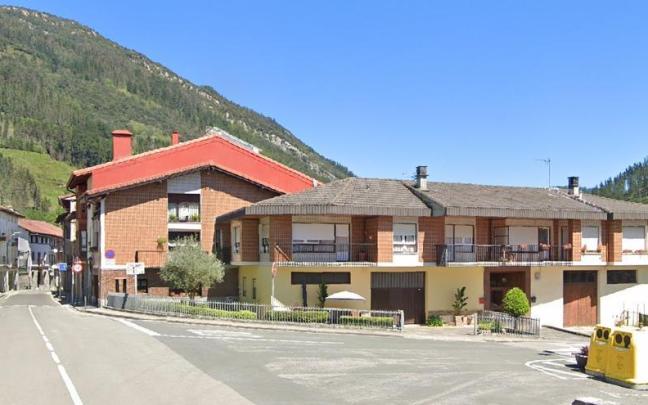 Apaindutako gunea kaletik edo etxe aurretik begiratuta ikusteko moduan egon beharko da