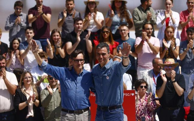 Pedro Sánchez junto a Salvador Illa en el acto de este sábado en Montmeló.