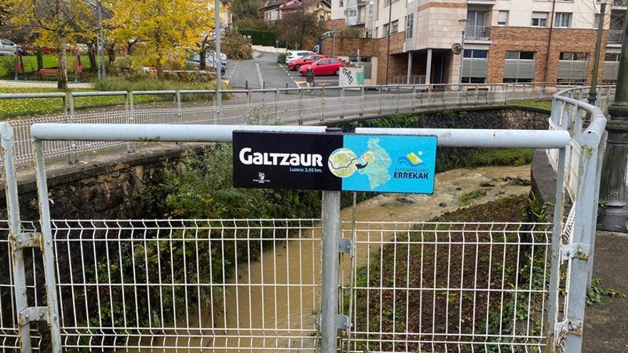 Panel informativo en la regata Galtzaur.