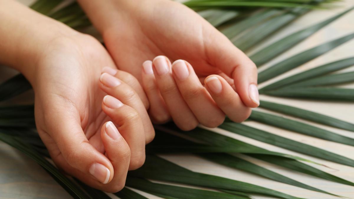 Cómo cuidar tus uñas en verano.