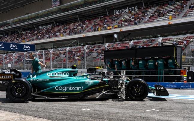 Fernando Alonso durante la primera sesión de los entrenamientos libres en Montmeló. Fernando Alonso durante la primera sesión de los entrenamientos libres en Montmeló.