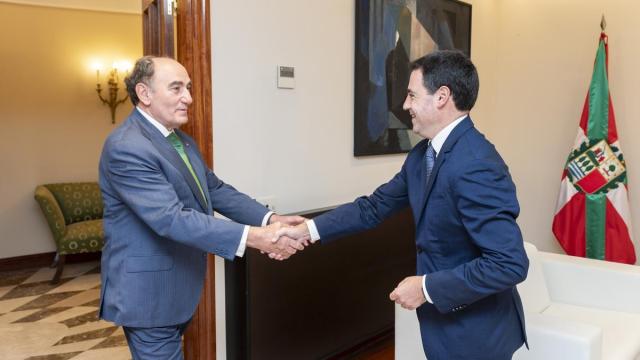 El presidente de Iberdrola, Ignacio Galán, y el Lehendakari, Imanol Pradales.