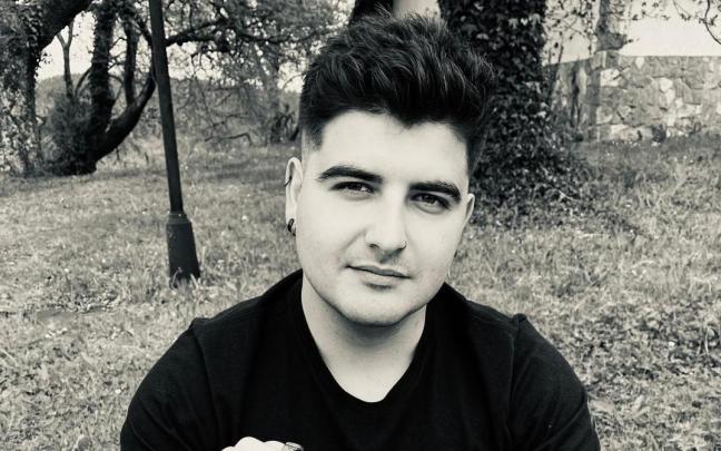 Ioritz Sánchez ha publicado su tercera novela