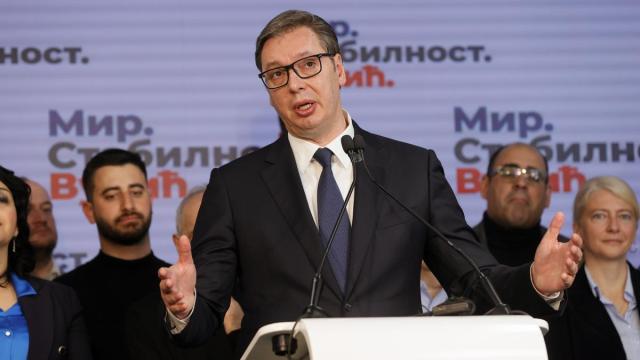 Vucic anuncia que dimitirá como presidente de Serbia "en unas pocas semanas"