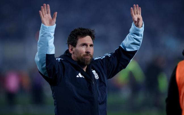 Leo Messi se despide de la selección argentina en un partido contra Benín.
