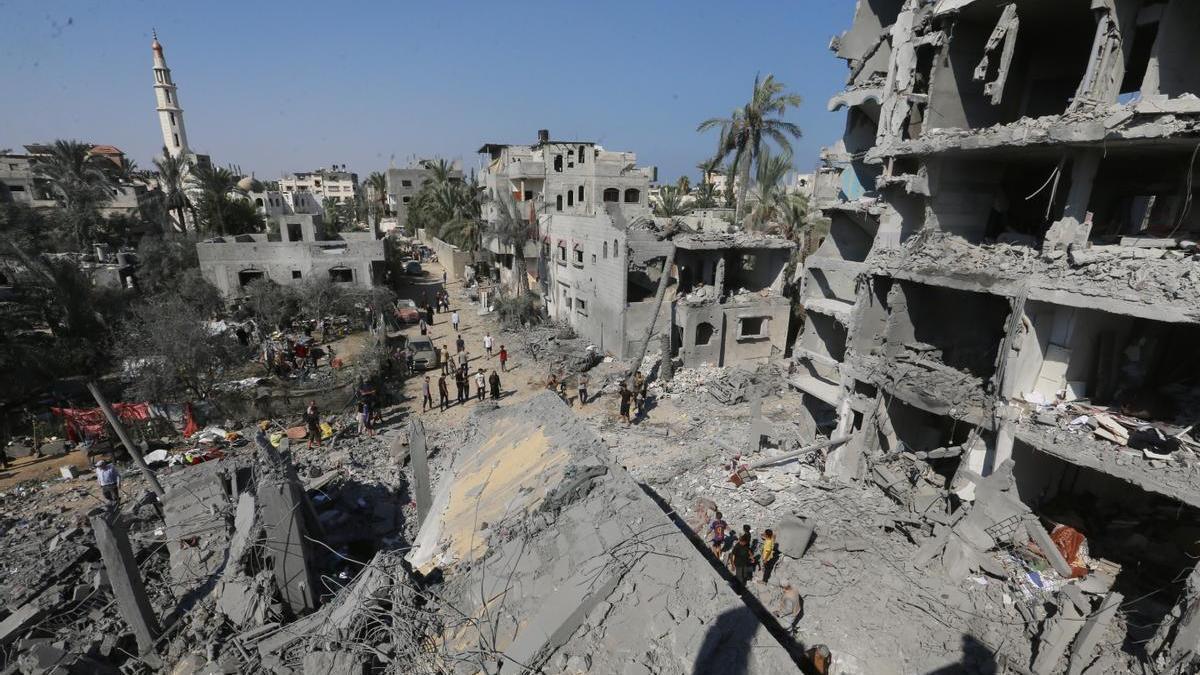 Edificios destruidos tras un ataque israelí en Deir al Balá.