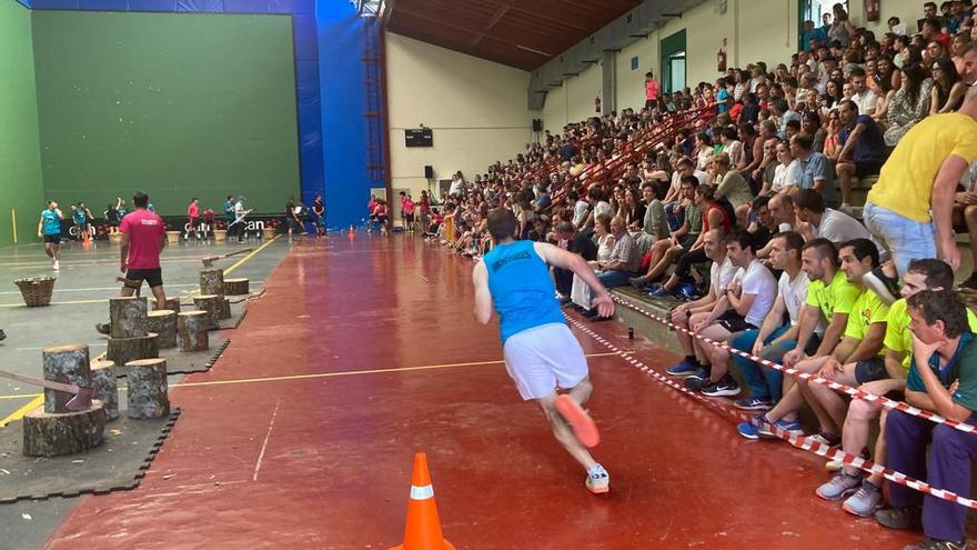 El frontón de Larraintzar, muy concurrido durante el desafío de las cuadrillas.