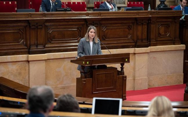 La consellera de Derechos Sociales, Mònica Martínez Bravo, durante el pleno del Parlament de Catalunya. / EP La consellera de Derechos Sociales, Mònica Martínez Bravo, durante el pleno del Parlament de Catalunya.
