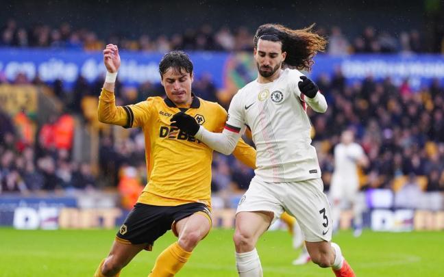 Marc Cucurella, con la camiseta del Chelsea.