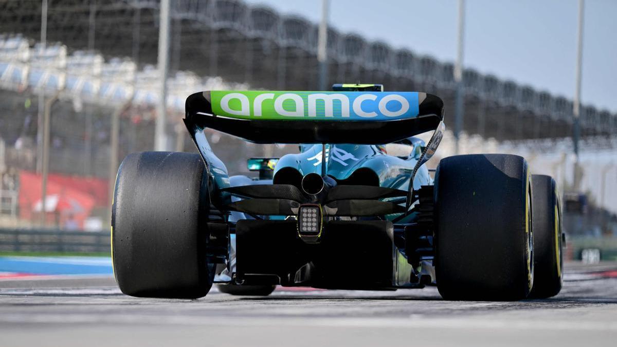 El Aston Martin de Fernado Alonso en Baréin.