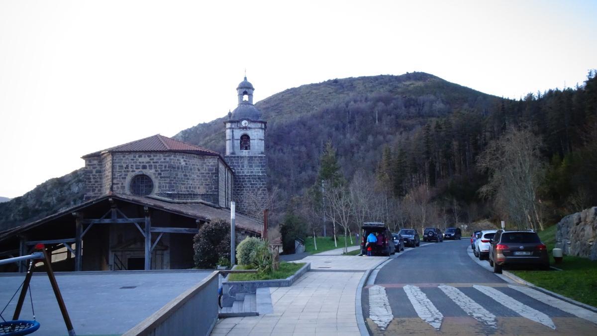 Iglesia de San Pedro de Beizama.